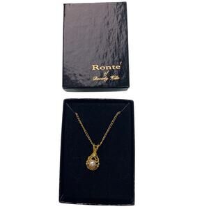 Vintage Ronte of Beverly Hills Filigree Pendant w Simulated Pearl 18" Necklace